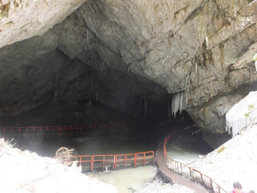 Pensiunea Piatra Mandrutului Scarisoara  Exteriér fotografie